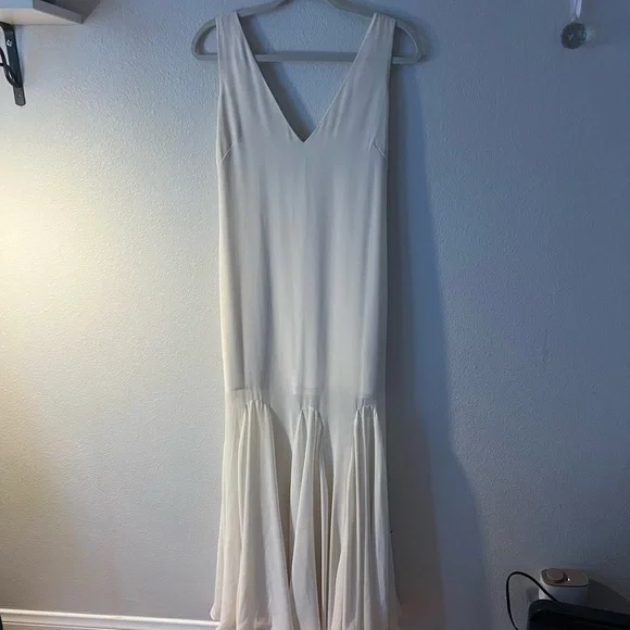 Abercrombie Plunge Godet Maxi Dress | Size Small | Altered | Warm Beige - Picture 5 of 9